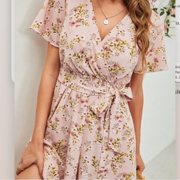 SHEIN Ditsy Floral Print Belted Dress - Picture 3 of 8